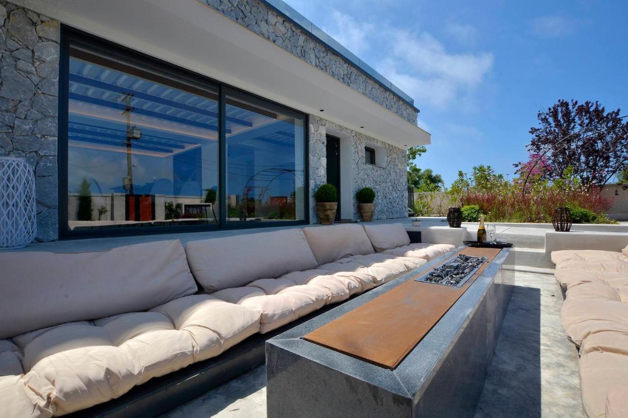 Villa Flamingo - 4 Bedrooms - Private Pool - Next To Renowned Issos Beach & Lake Korission Línia Extérieur photo