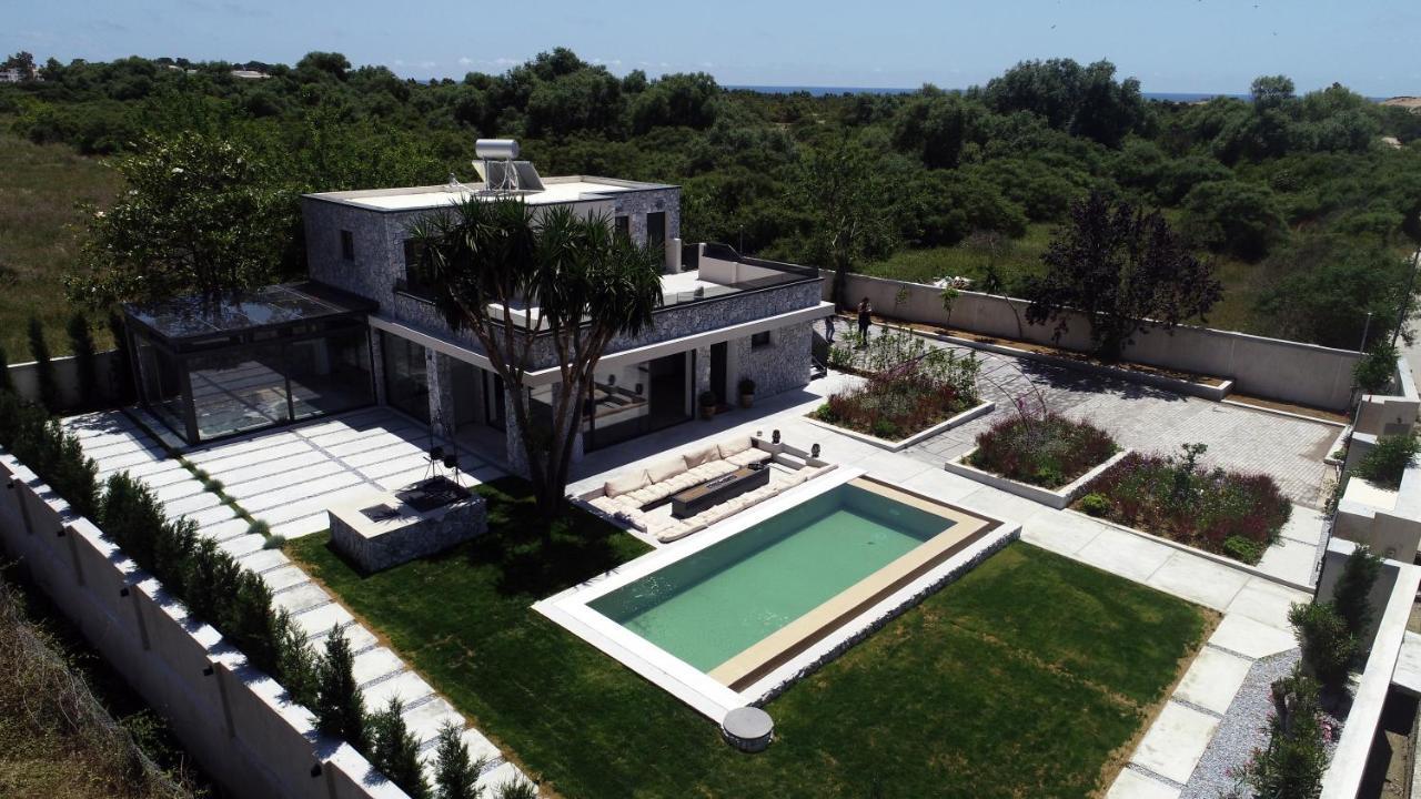 Villa Flamingo - 4 Bedrooms - Private Pool - Next To Renowned Issos Beach & Lake Korission Línia Extérieur photo