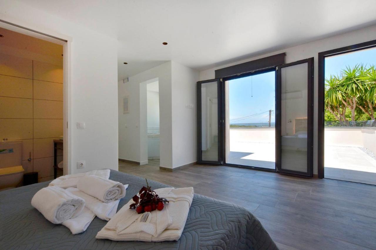 Villa Flamingo - 4 Bedrooms - Private Pool - Next To Renowned Issos Beach & Lake Korission Línia Extérieur photo